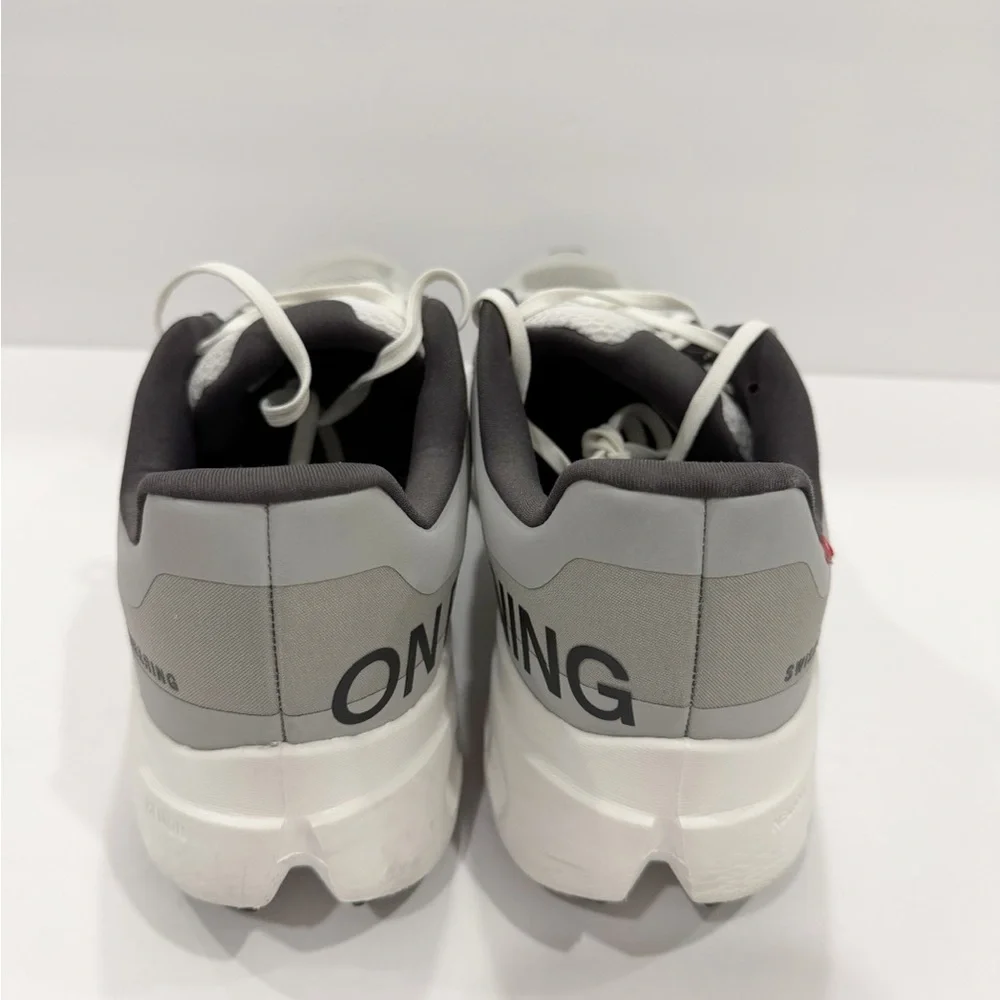 On Running running cloudsurfer